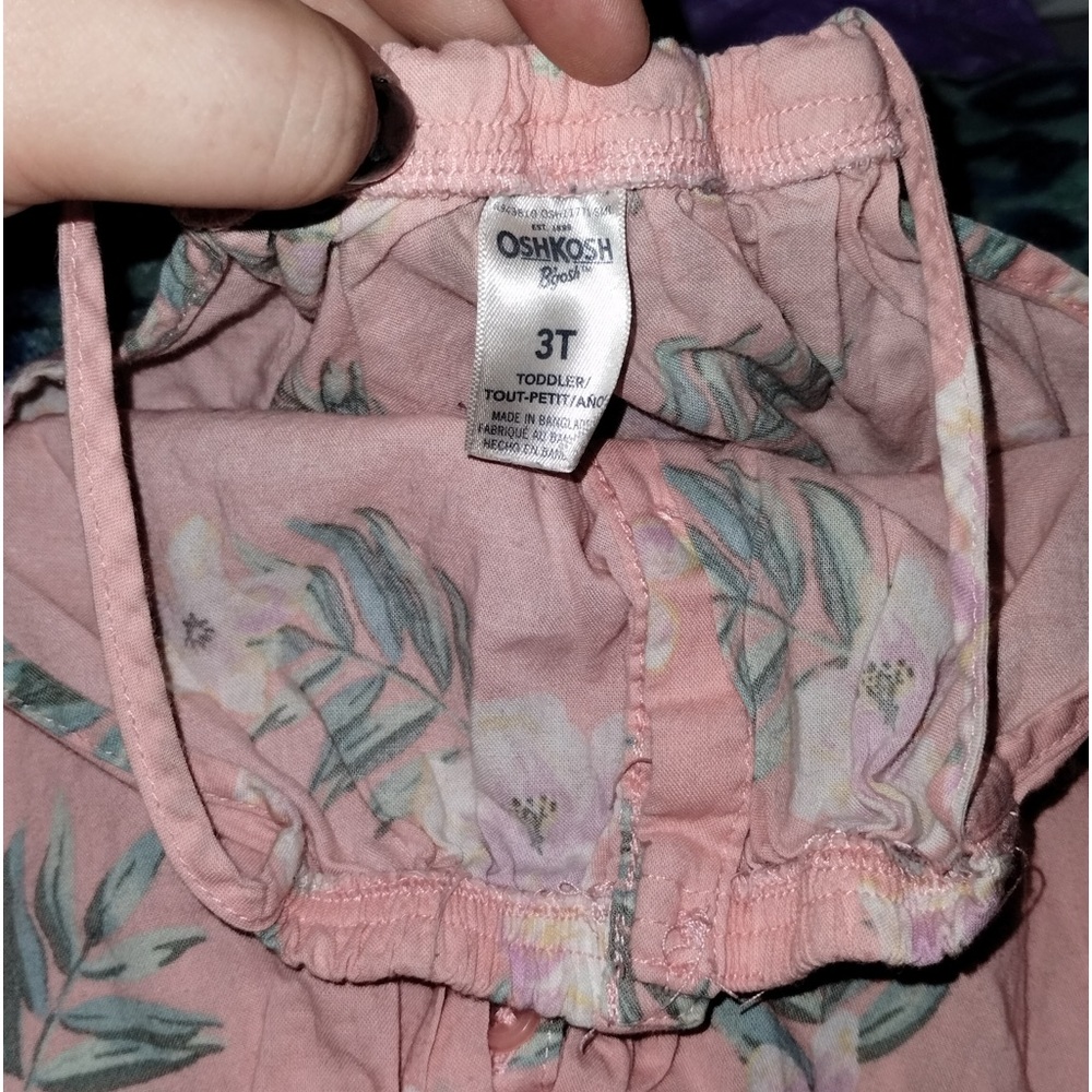 All sorts of things. Clothes, purses, misc. used and like new also.